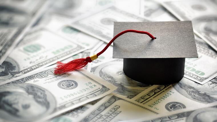 Cómo reducir los costos de colegiatura universitaria