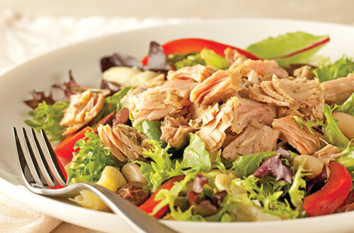 ensalada mediterranea con atún